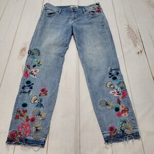 Sundance Blue Jeans with Colorful Floral Embroidery